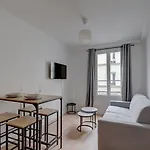 Bluestay 850 - Superb Apartment